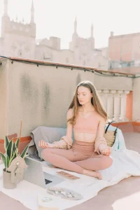 Read more about the article Morning Routine Healing Tips: Start Your Day with Balance and Calm